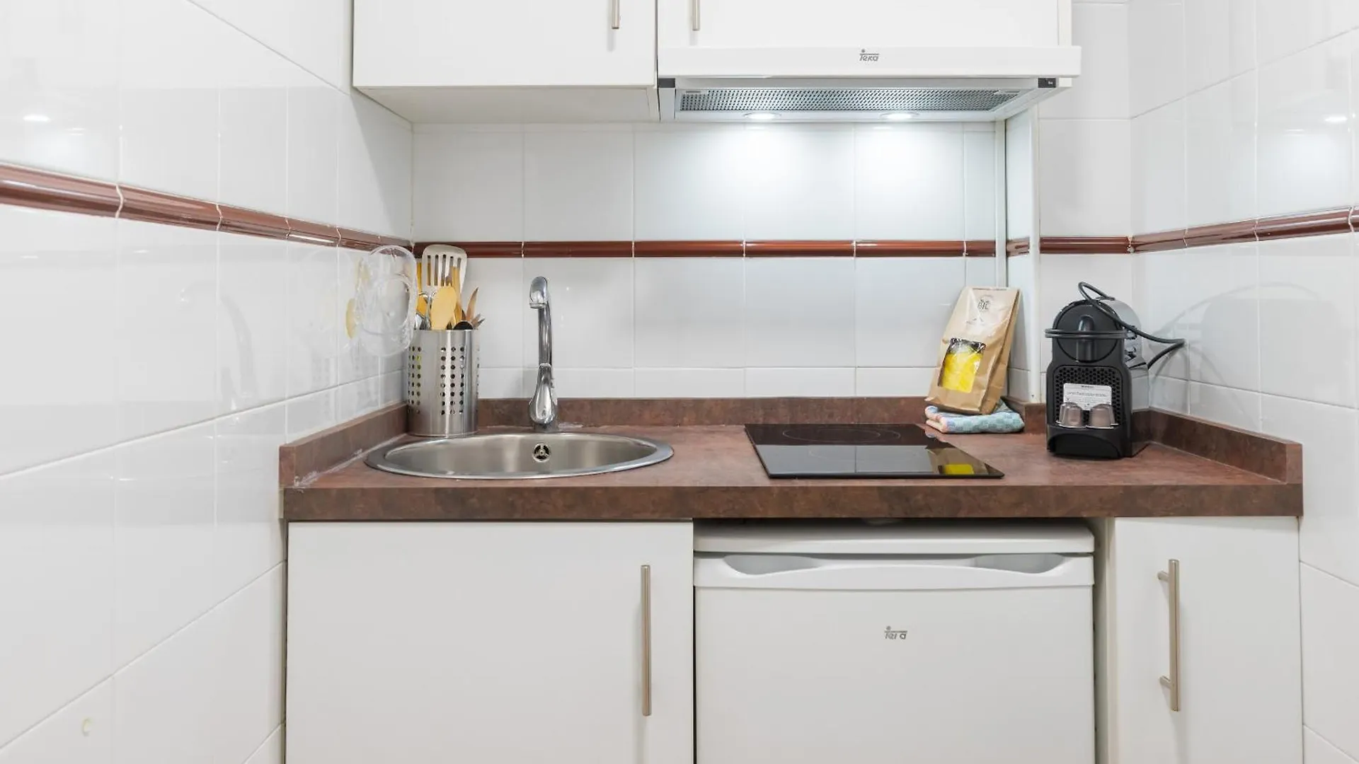 Apartment Comfortable And Functional Studio In Triana Seville