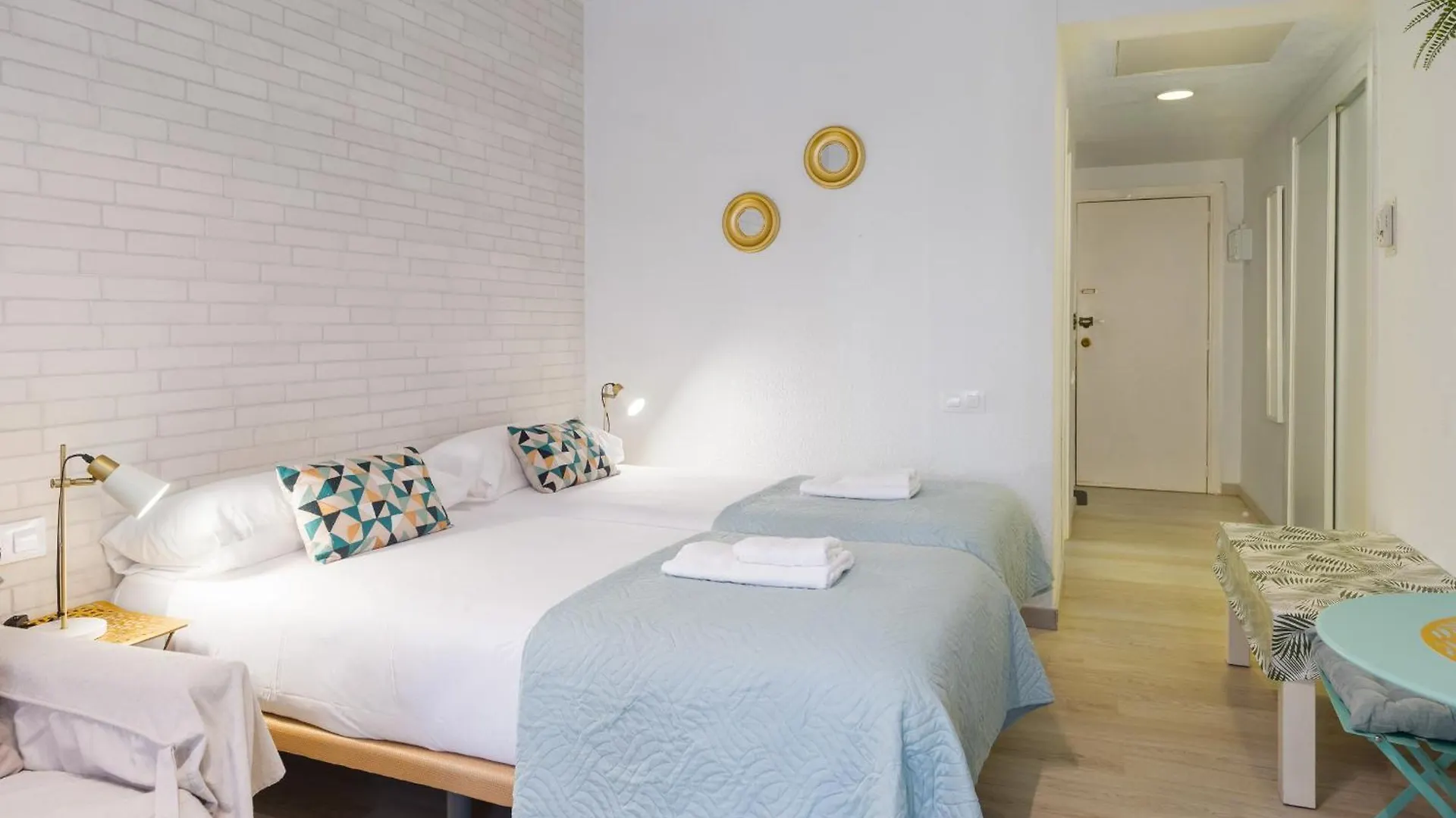 Apartment Comfortable And Functional Studio In Triana Seville