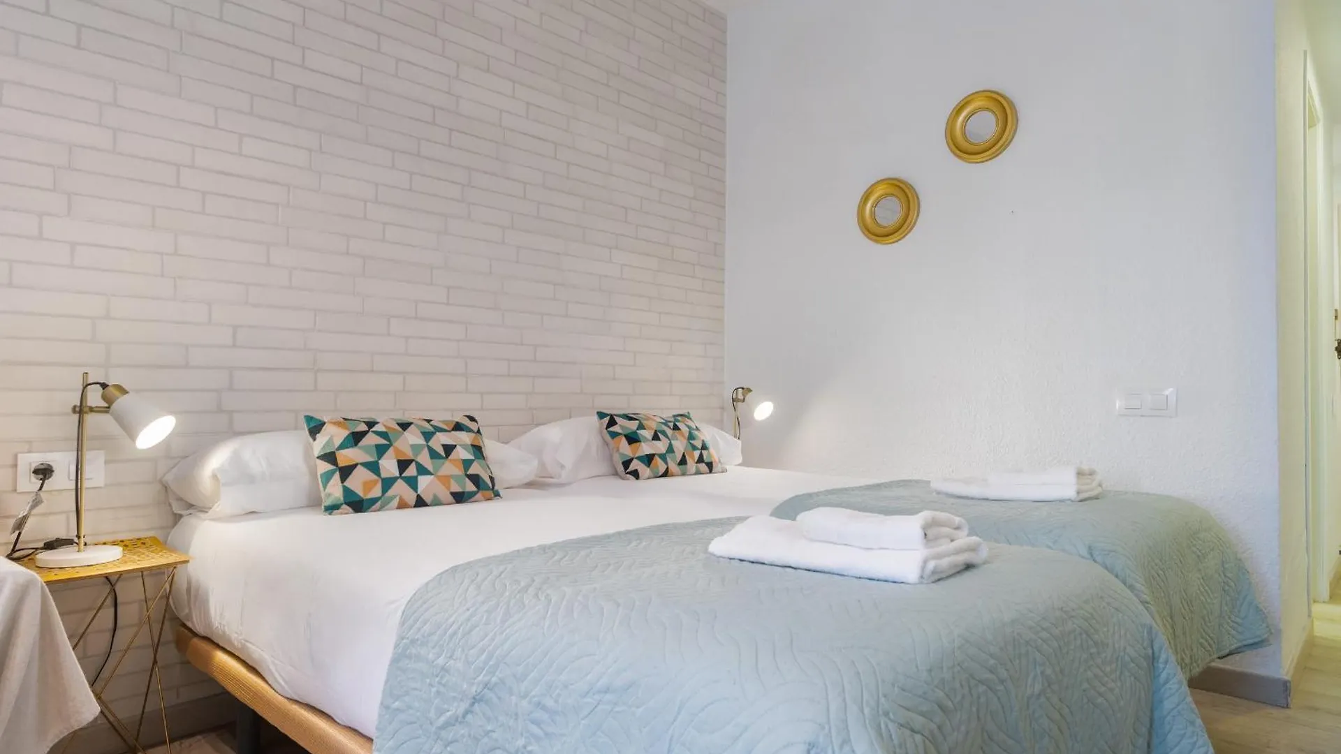 Comfortable And Functional Studio In Triana Seville Apartment